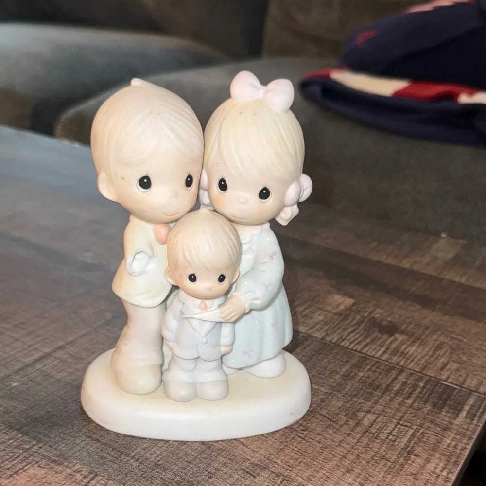 Precious Moments Pastel Family Cake Topper - White & Pale Pink